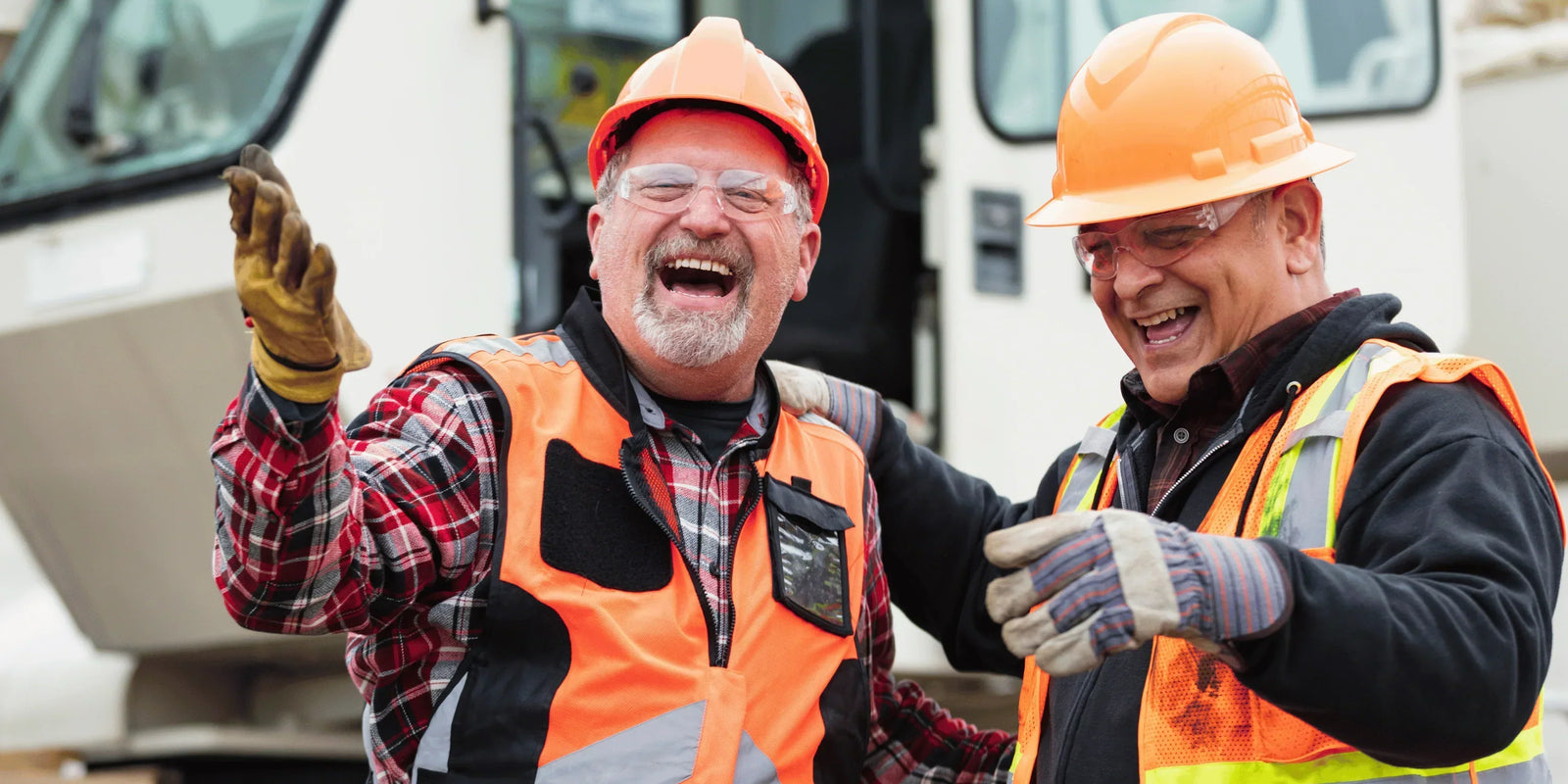 20 Quick Tradie Jokes for Smoko